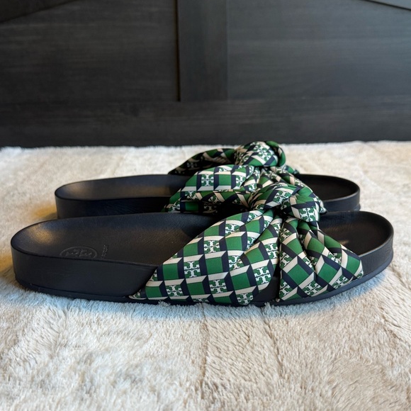NEW Tory Burch Puffy Knotted Anatomic Slide Fabric Sandals in Geo Logo Green - Picture 5 of 9
